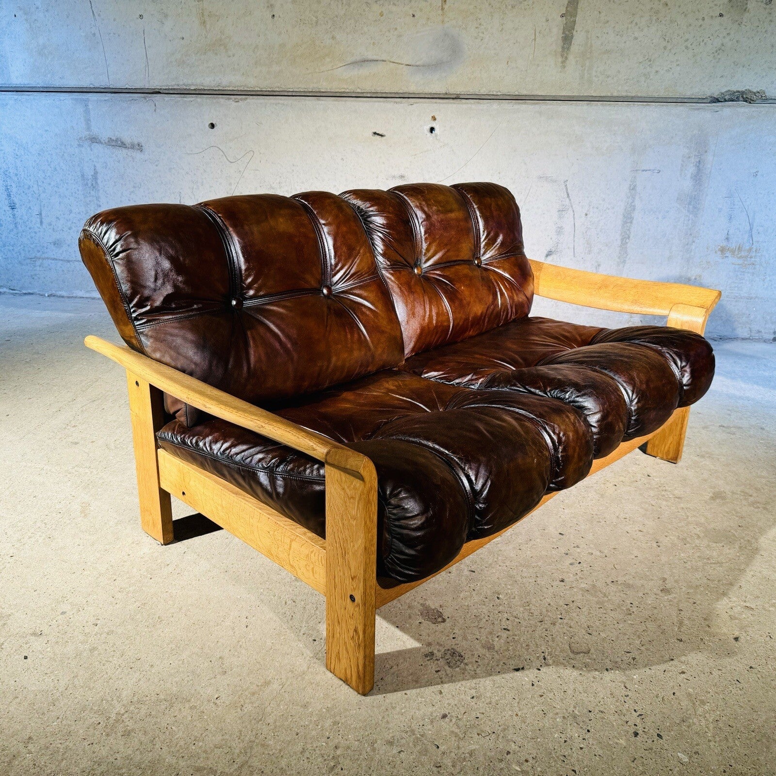 Nielaus Møbler Two-Seater Sofa Danish Design, Solid Oak, Hand-Dyed Leather