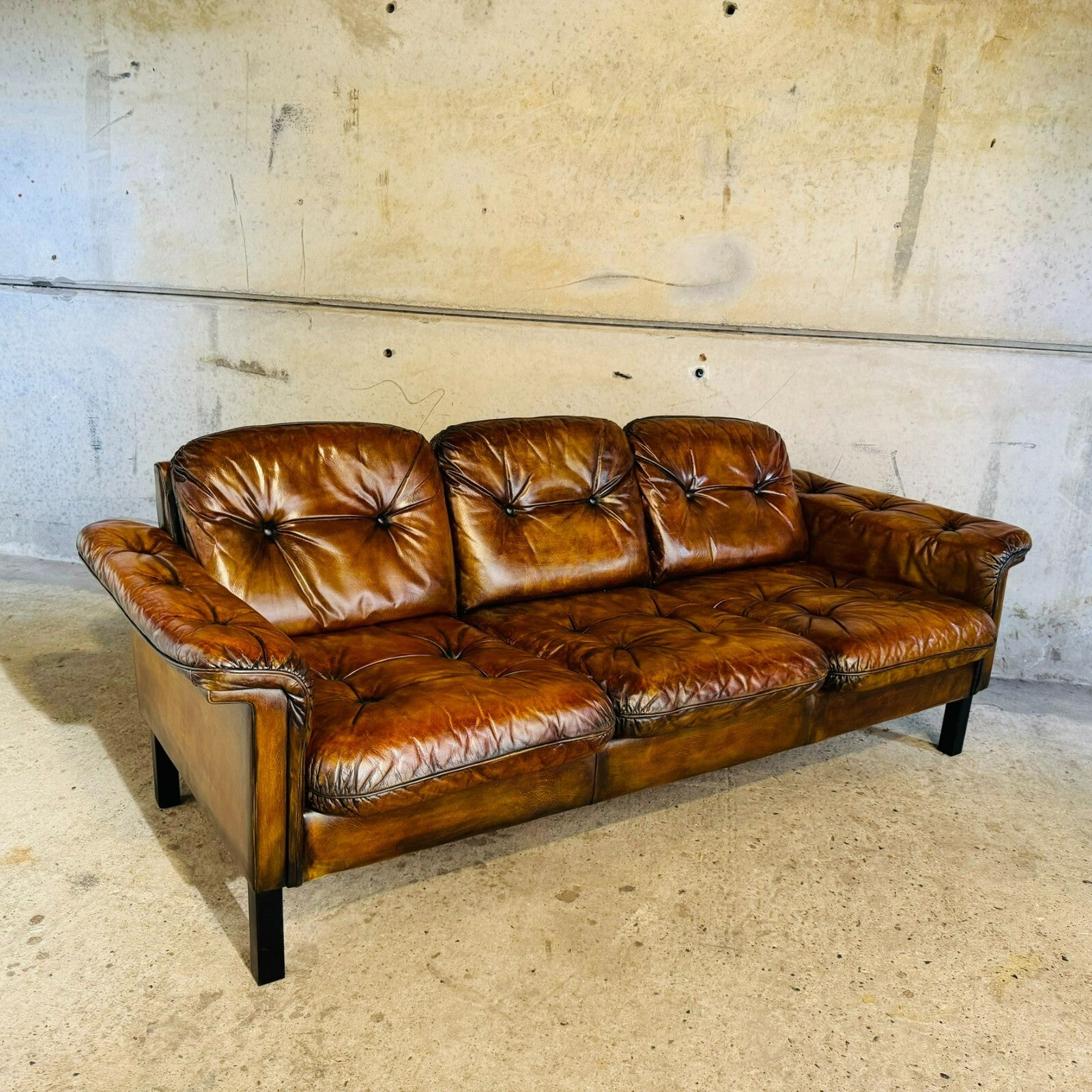 Fantastic 1970s Swedish Tan Leather Three-Seater Sofa – Stylish Comfortable