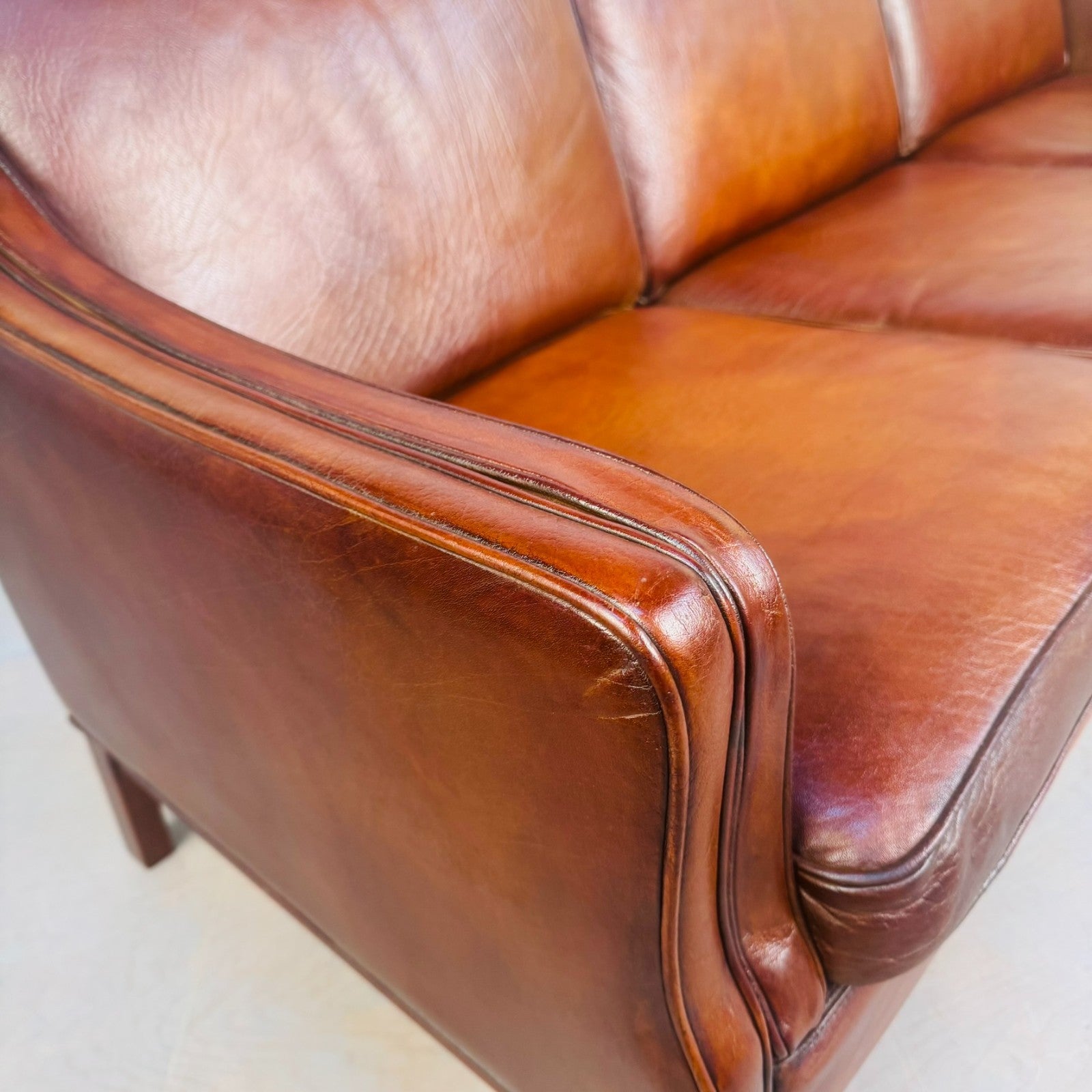 1970s Vintage Danish Dark Tan Leather Three Seater Sofa – Sleek Design
