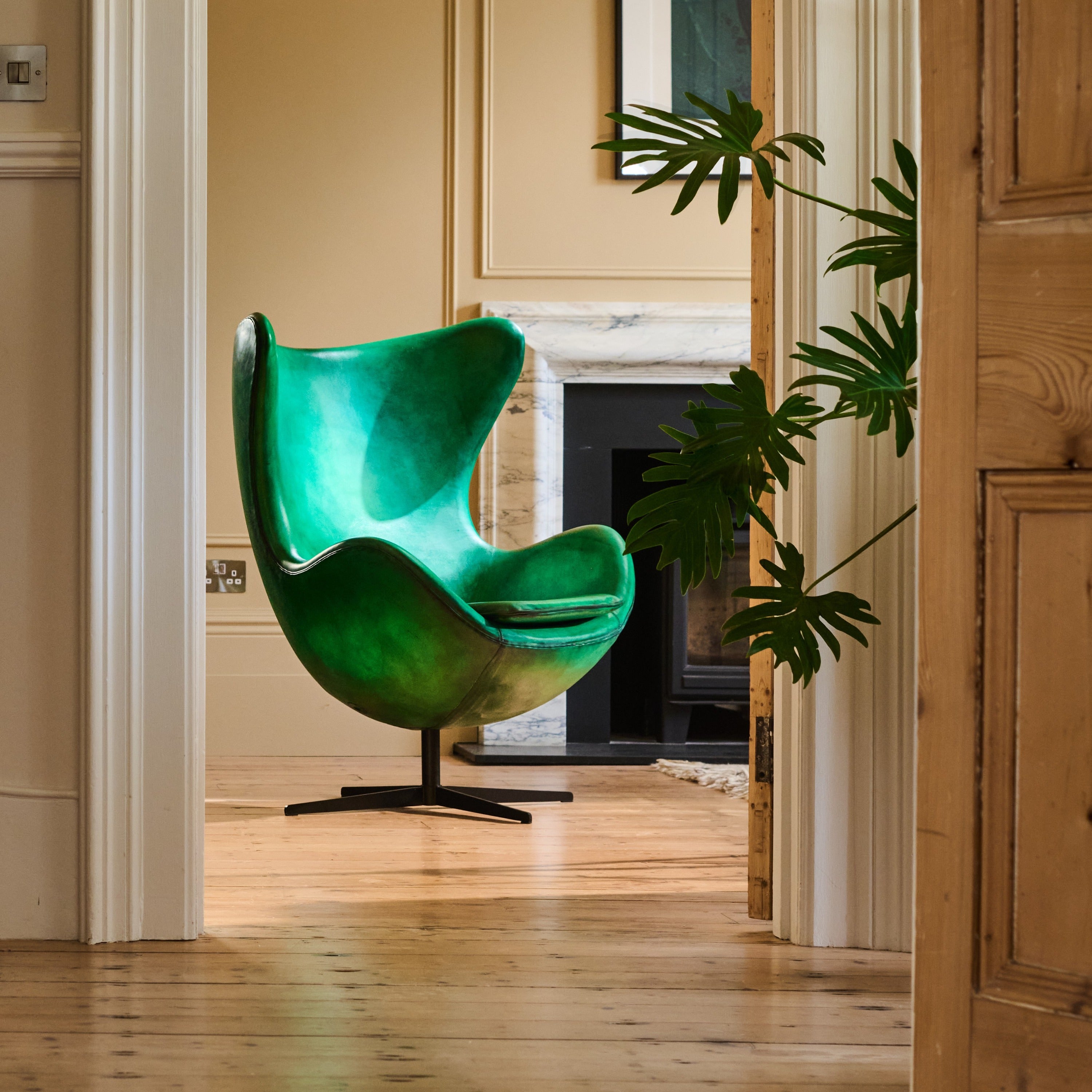THE EGG | Chair
