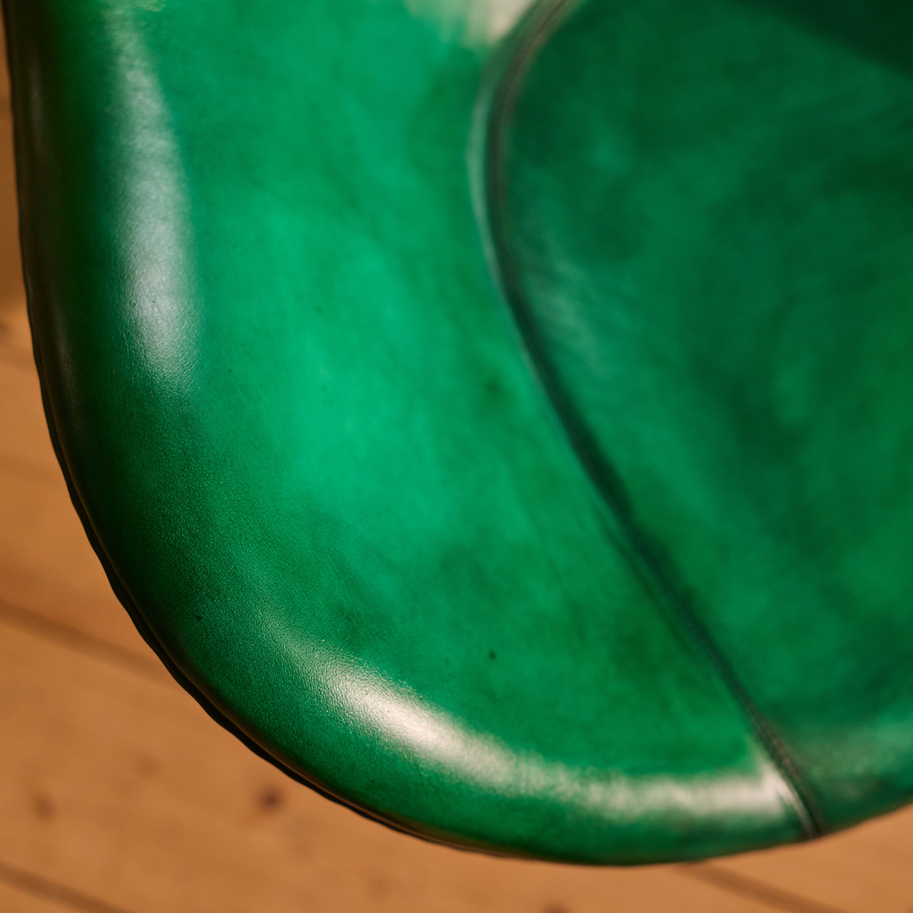 THE EGG | Chair
