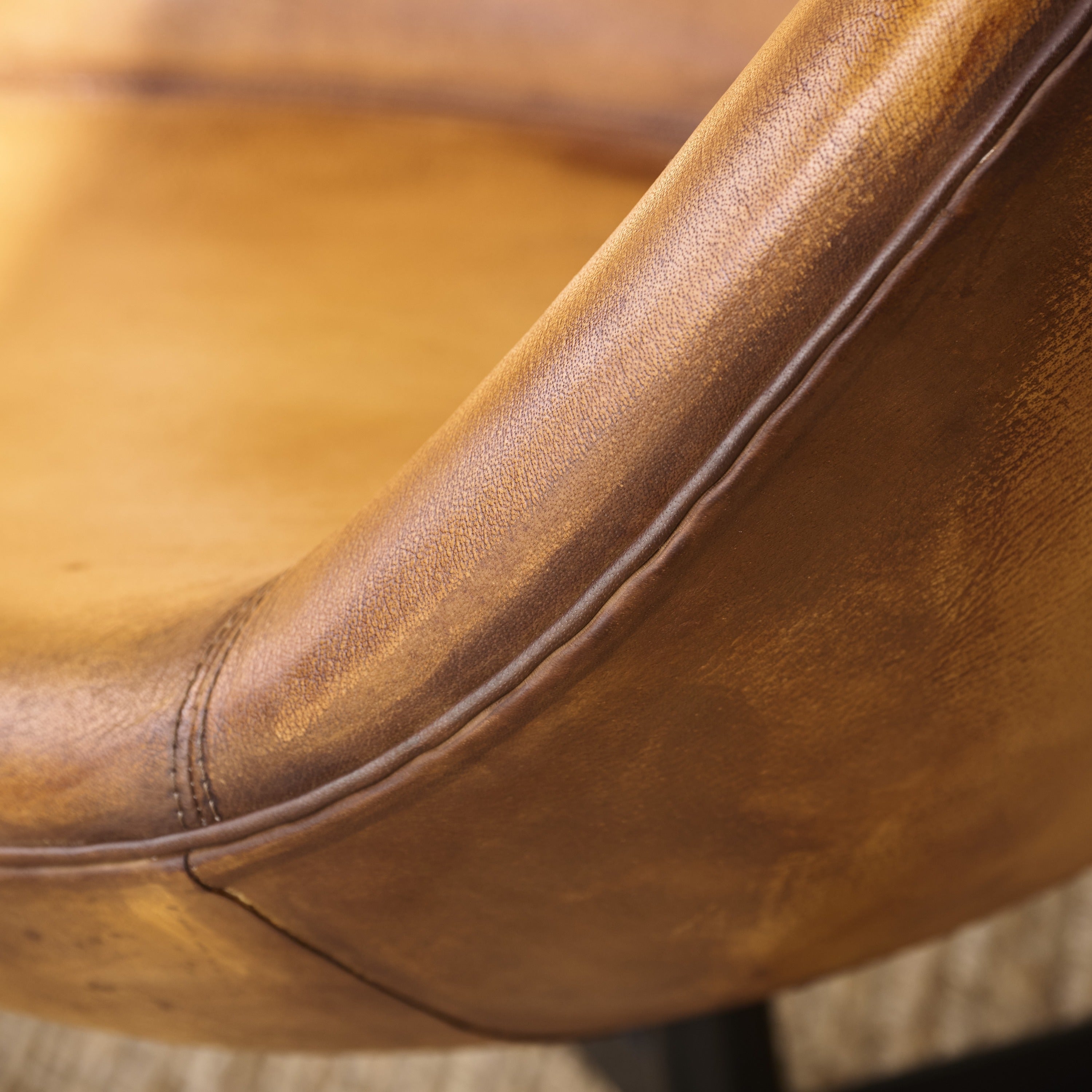 THE EGG | Chair